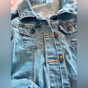 Girls Carter’s Denim Jacket! Size 6/6x